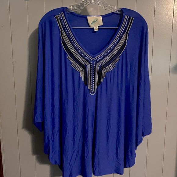 Nurture Blue /Embroidery top super stretchy. - Picture 1 of 4